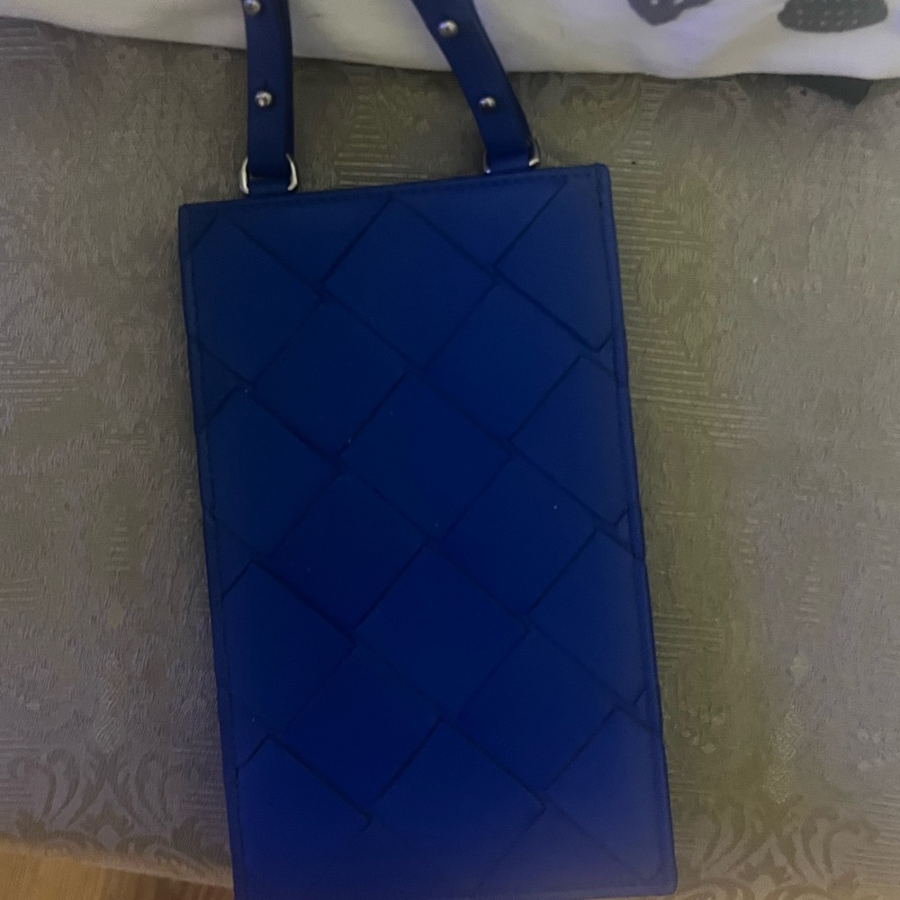 Bottega veneta intrecciato  leather phone crossbody case